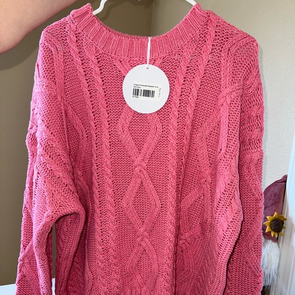 Princess Polly sweater doesn’t have tag anymore - Picture 4 of 5